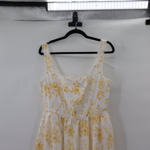 Wayf Size Medium Yellow Floral Maxi Dress - Picture 2 of 7
